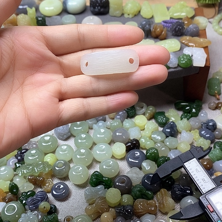 未镶嵌和田玉挂件手牌