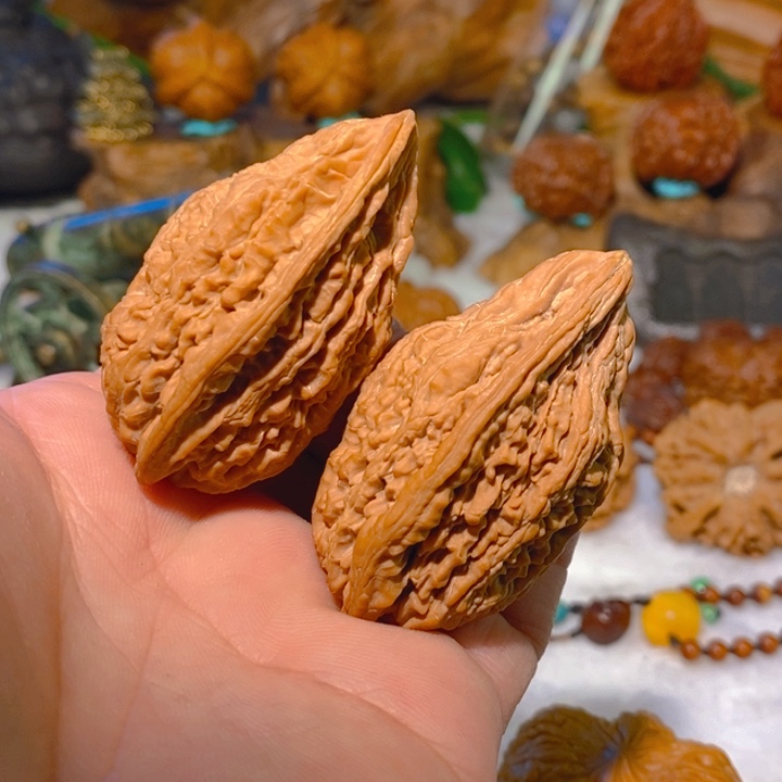 文玩核桃吊坠鸭嘴兽