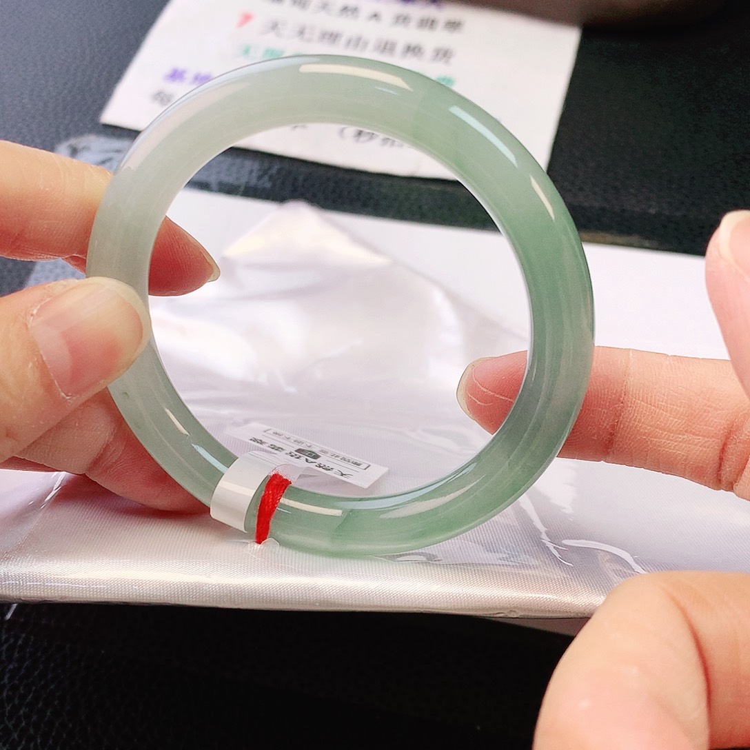 未镶嵌手镯翡翠52圆