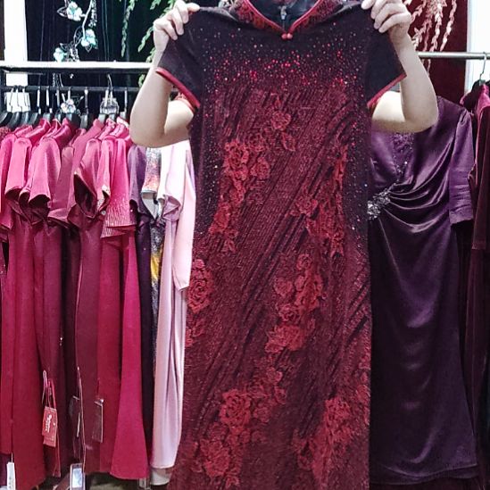 燕***格品牌金重丝中长改良旗袍裙半袖l码