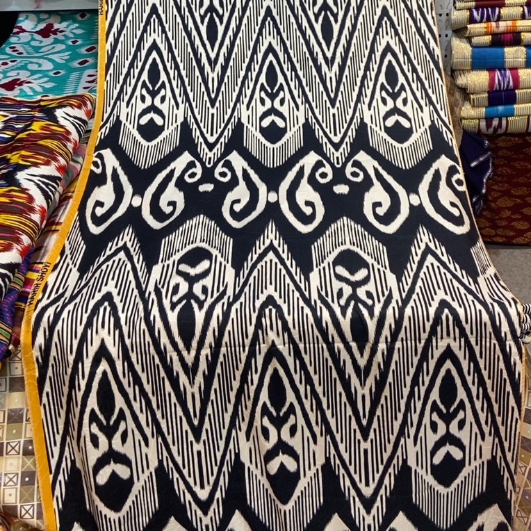 丝绸艾特莱斯布料 一副5mيىپەك ئەتلەس