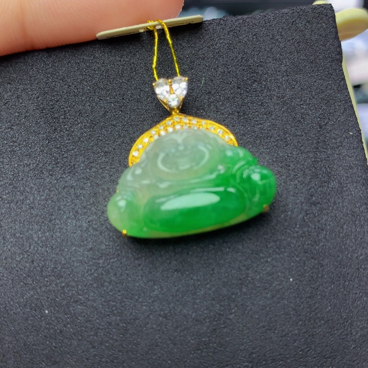 18K金镶嵌翡翠手链翡翠