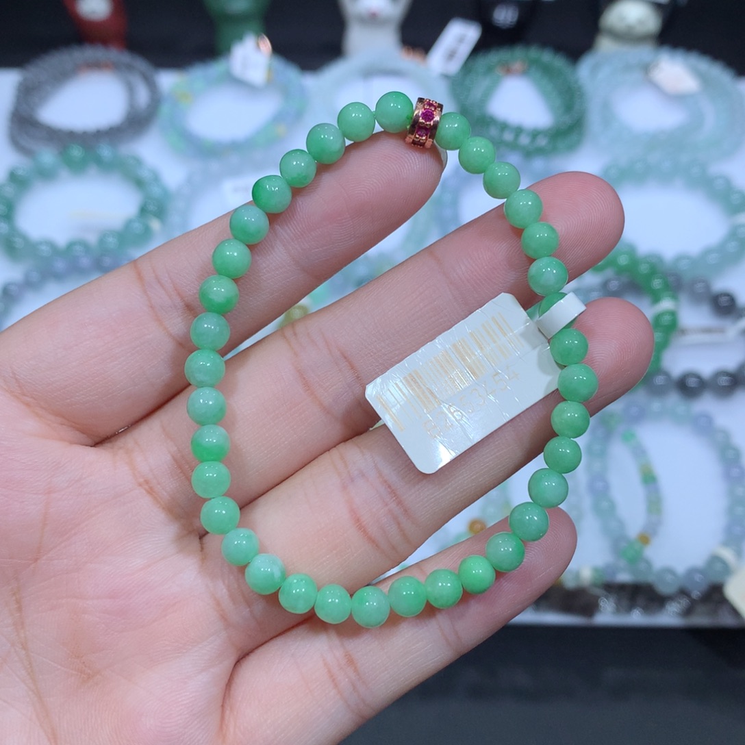 未镶嵌手串翡翠天然