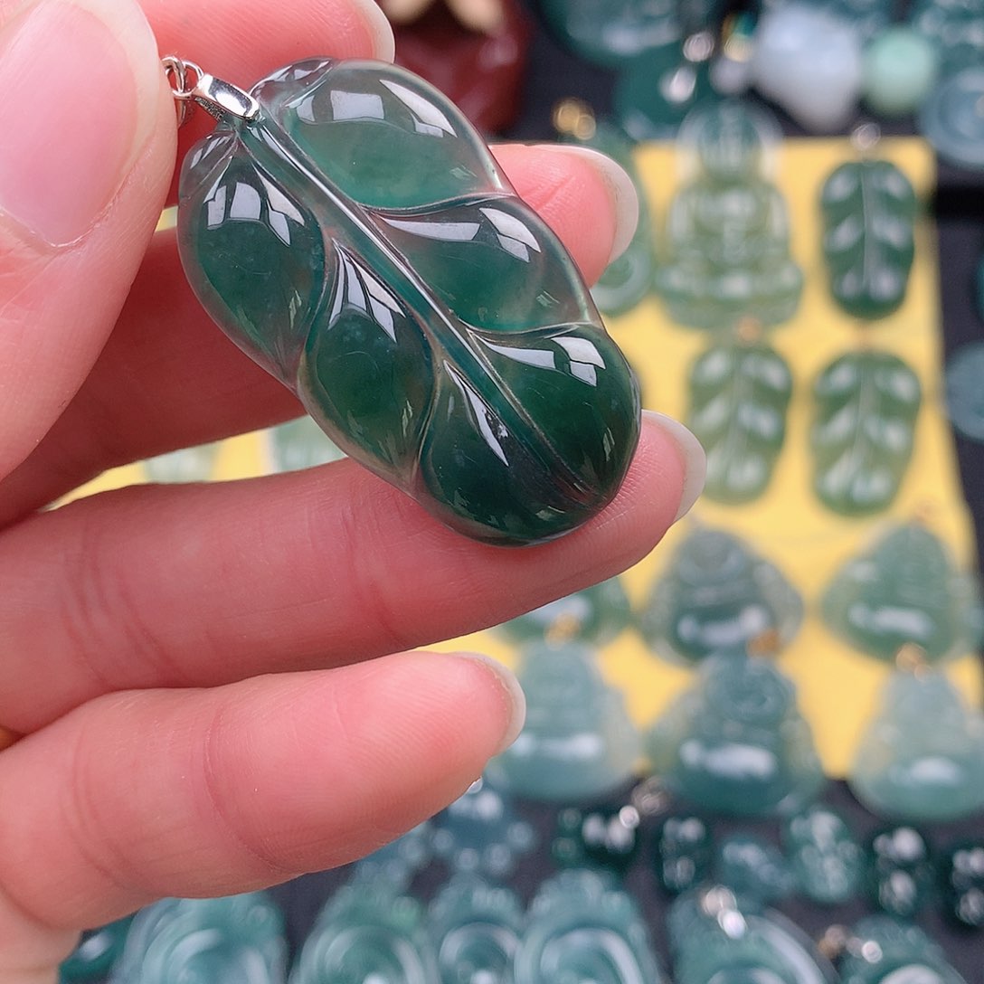 翡翠吊坠(不含链)未镶嵌吊坠