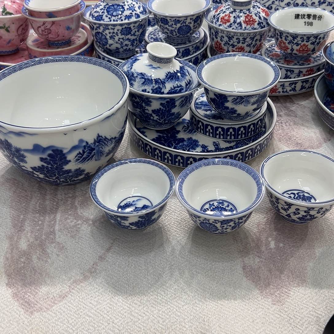 旗***圣陶景德镇陶瓷工厂福利价