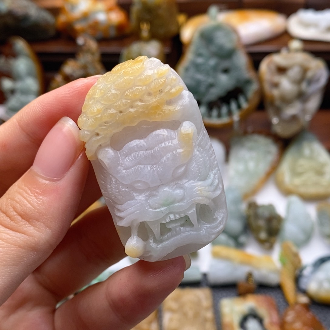 定制翡翠未镶嵌翡翠