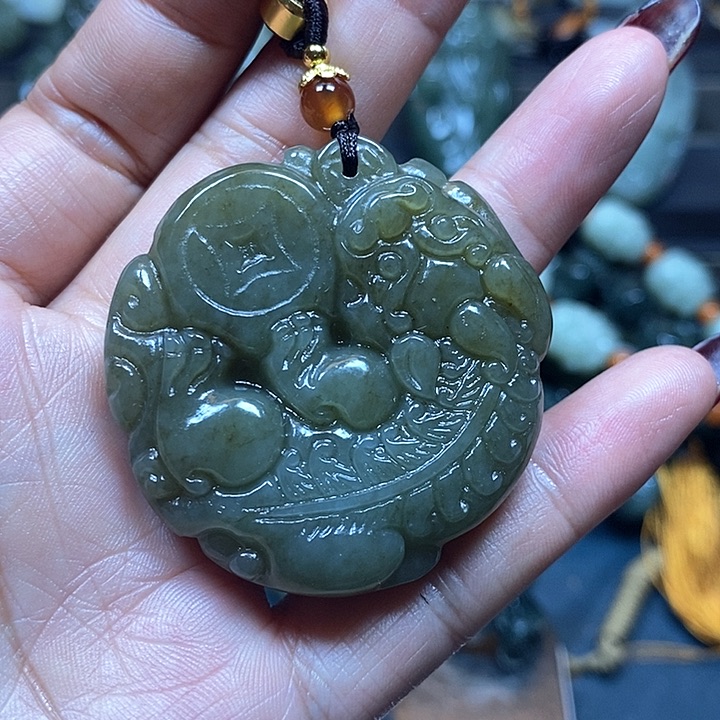 和田玉挂件未镶嵌