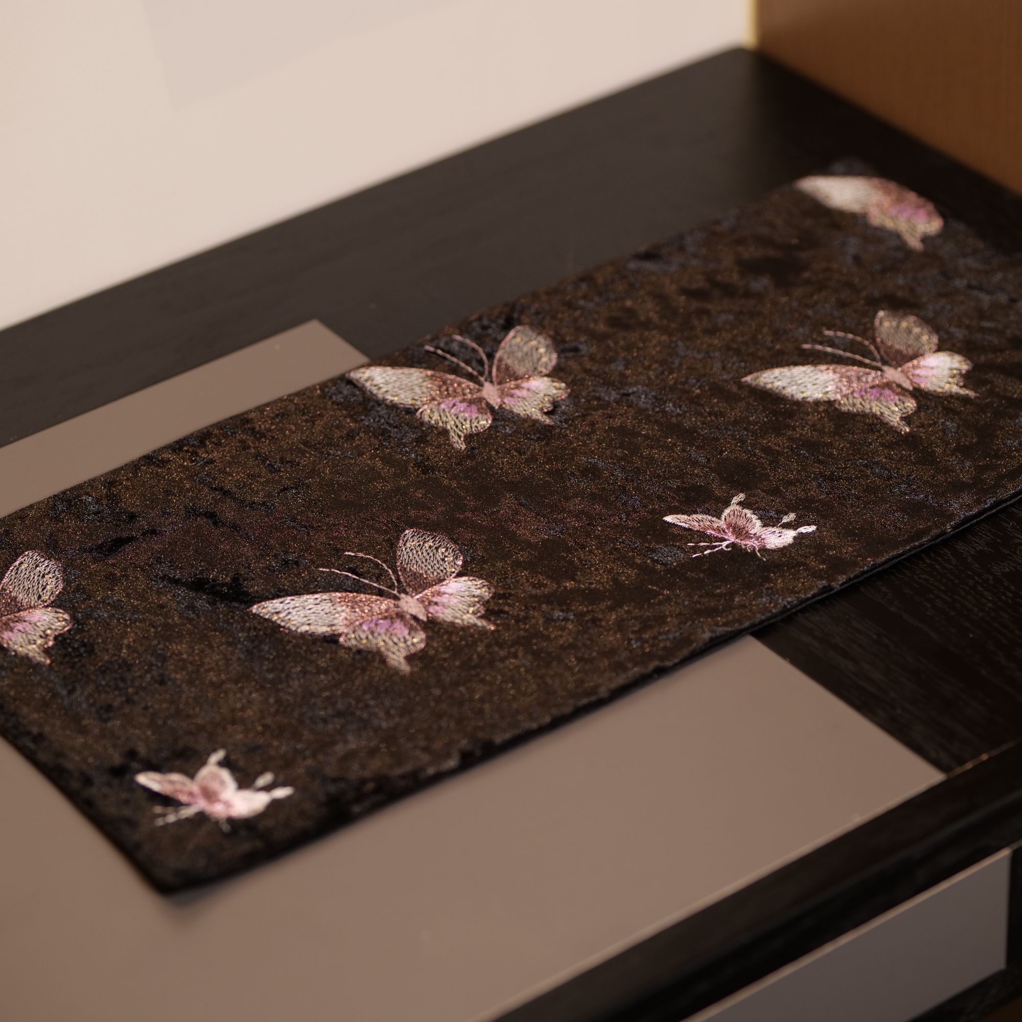 YCQ0115 山怂 遇春秋 粉蝶黑丝绒茶席