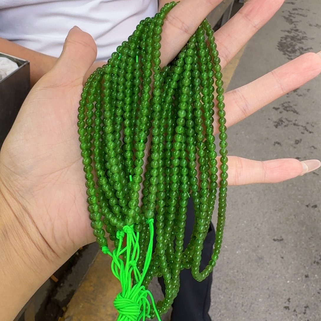 和田玉未镶嵌颈饰多样性发货 拍一发一卡4