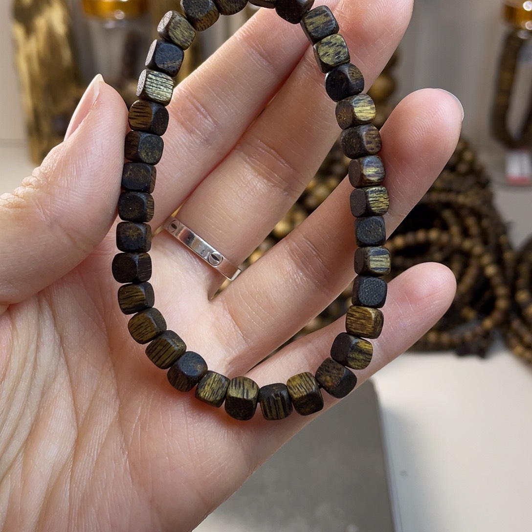 沉香沉香碎屑卡5方糖