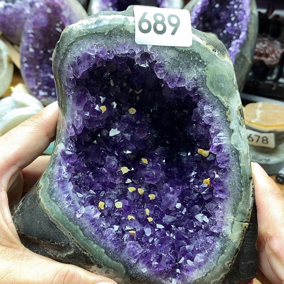 紫晶摆件未镶嵌紫晶洞摆件