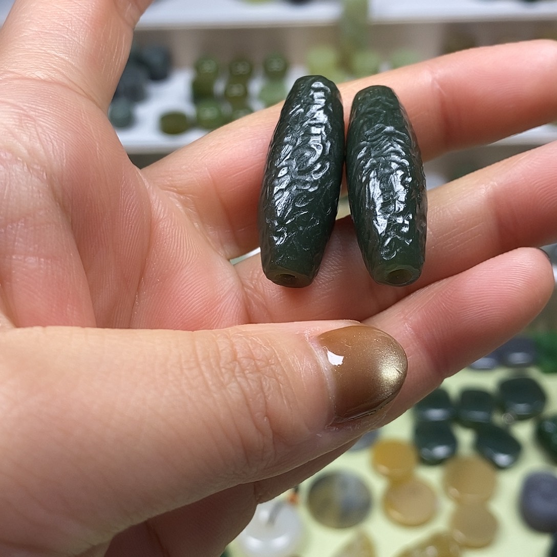 *****和田玉未镶嵌珠宝半成品