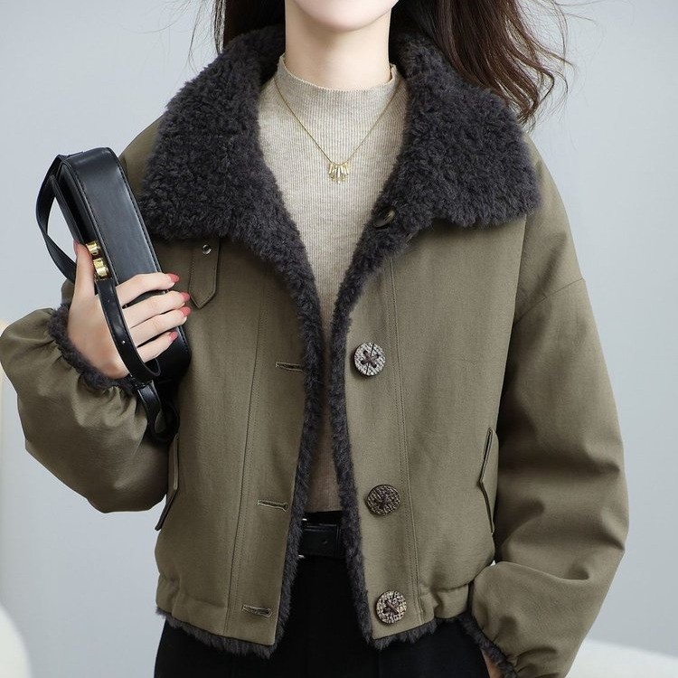 两面穿羊羔毛皮毛一体皮草外套女短款2025秋冬新款羊剪绒大衣保暖