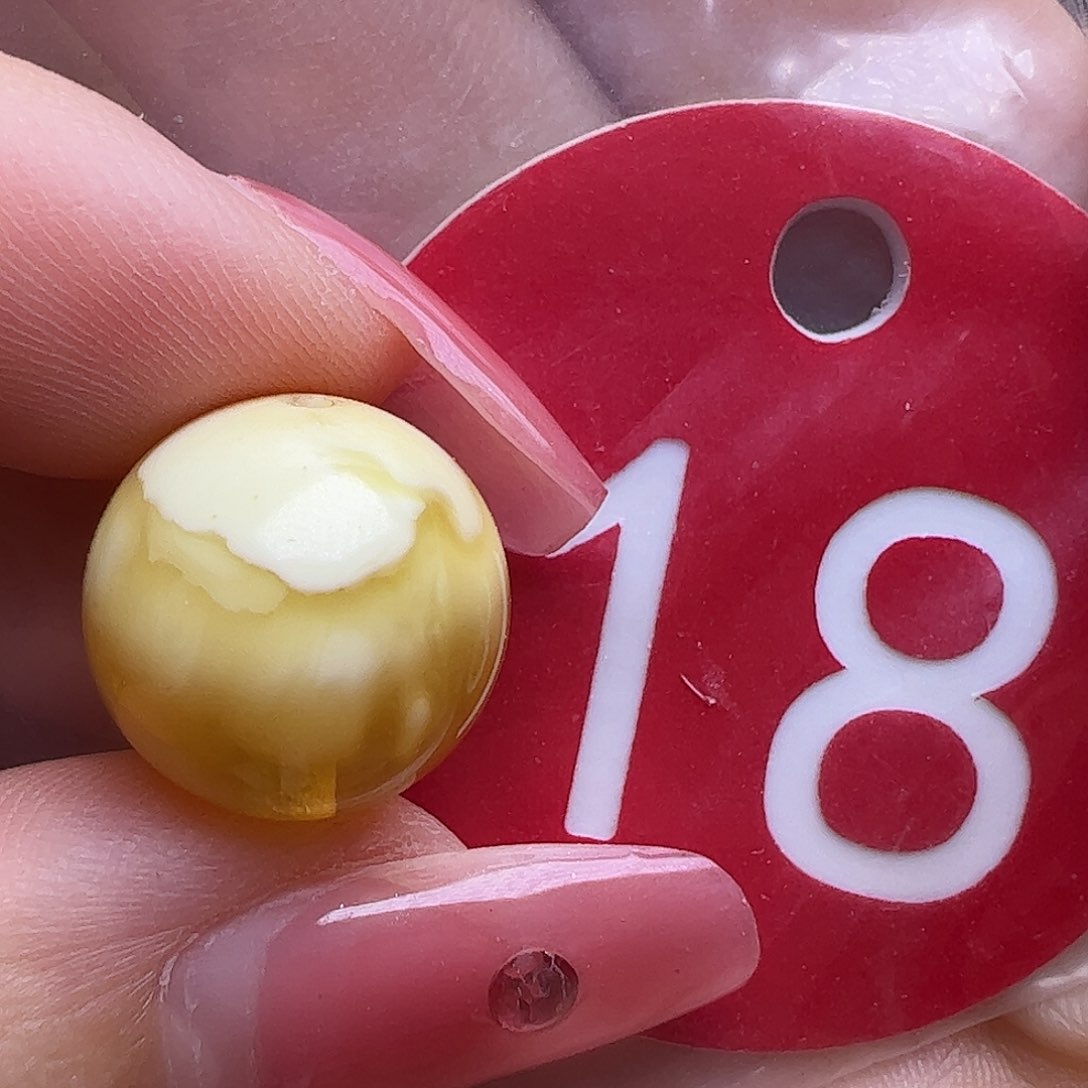 裸石蜜蜡未镶嵌微瑕13.3mm圆珠