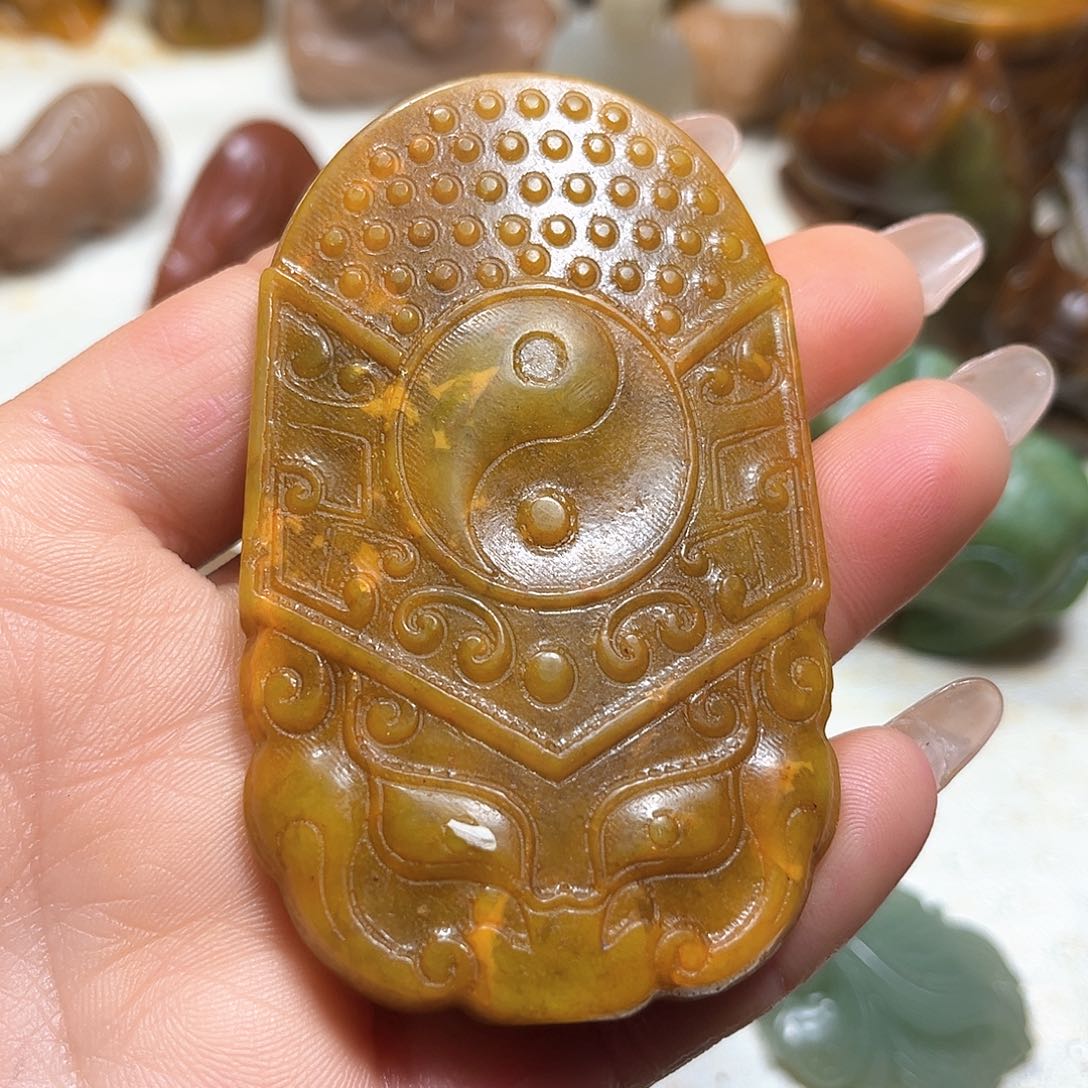 白玉菩提吊坠白玉菩提吊坠