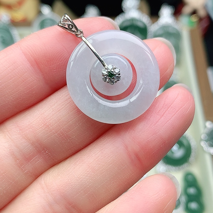 颈饰银S925镶嵌翡翠吊坠