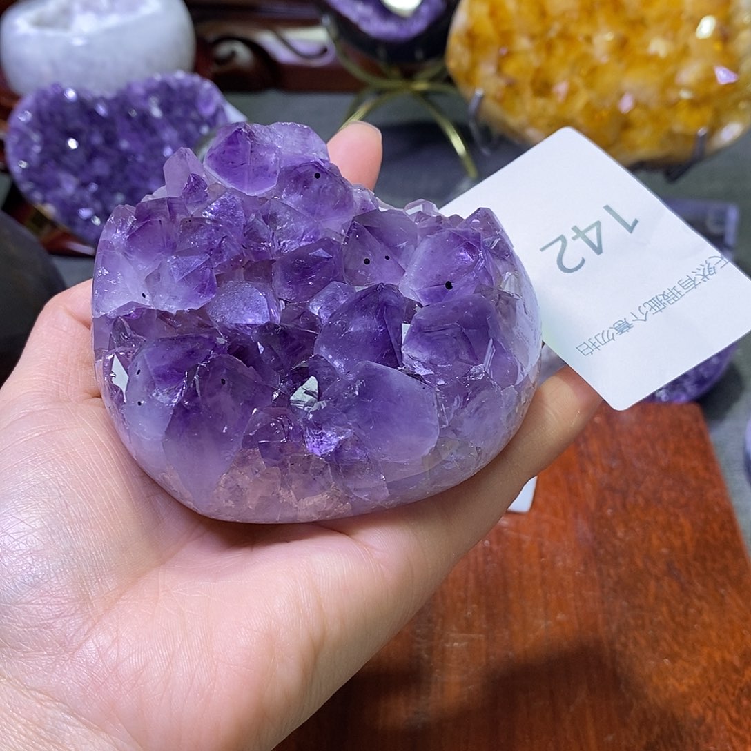 珠宝半成品未镶嵌紫晶