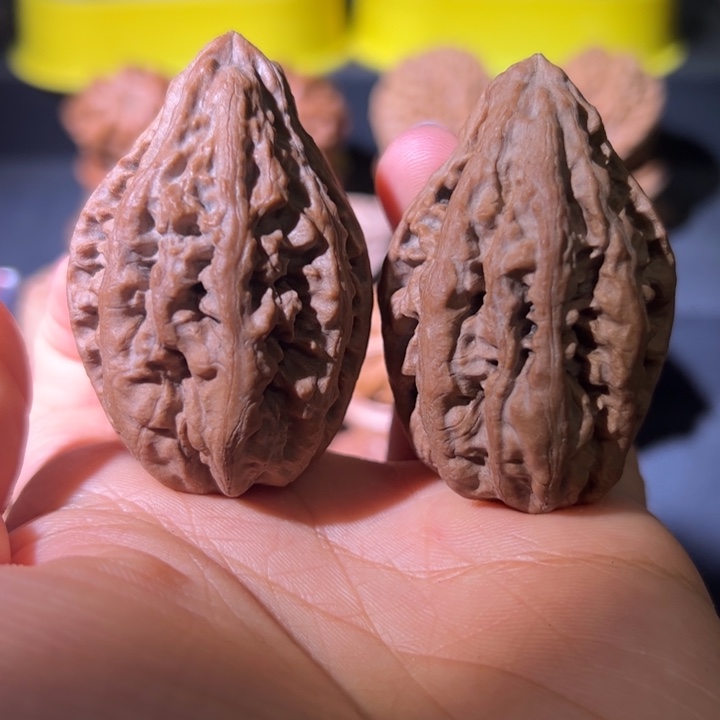 文玩核桃吊坠青*核桃82