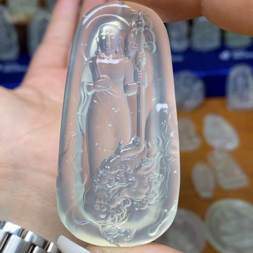 【闪购商品】蛇纹石玉颈饰未镶嵌天**常