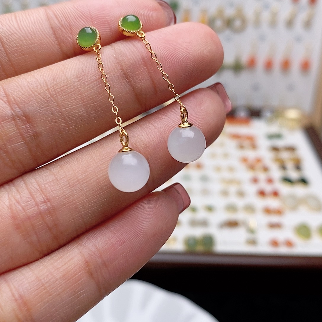 古***儿和田玉银S925镶嵌耳饰