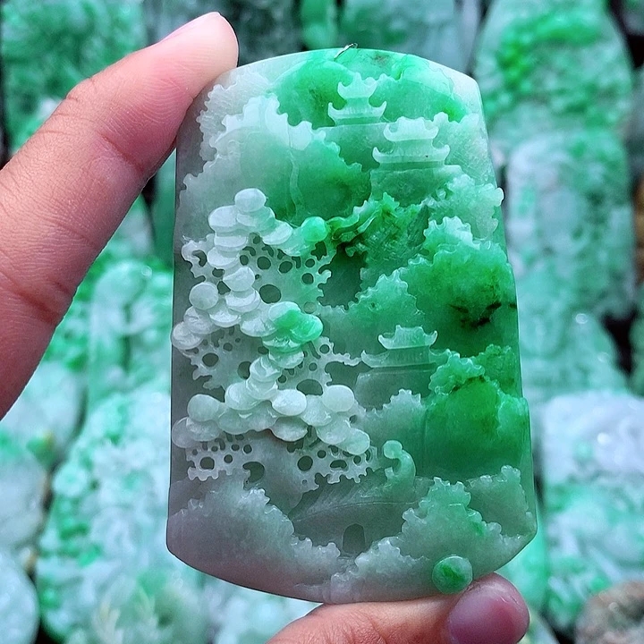 天然A货翡翠山水牌