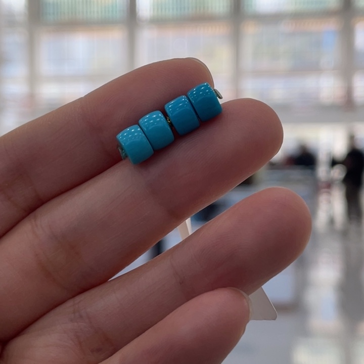 拉****绿松石未镶嵌珠宝奇石6