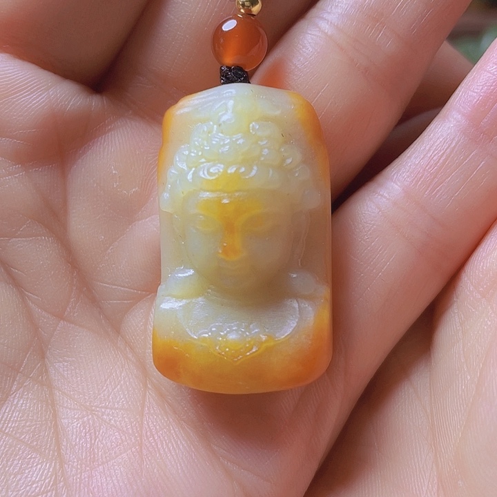 未镶嵌岫岩河磨玉（透闪石质玉）挂件