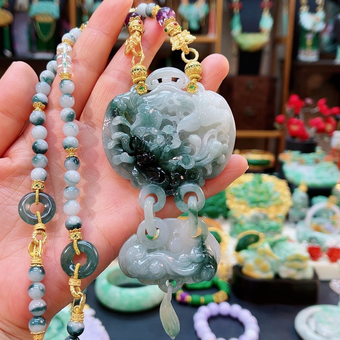 翡翠合金颈饰48小时鉴赏期