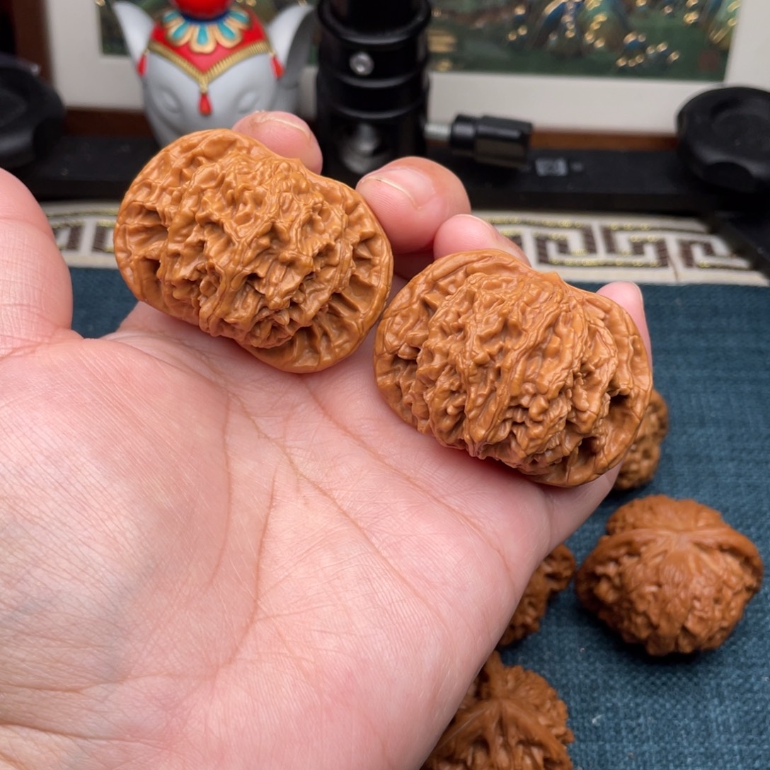 把件文玩核桃狮虎兽48