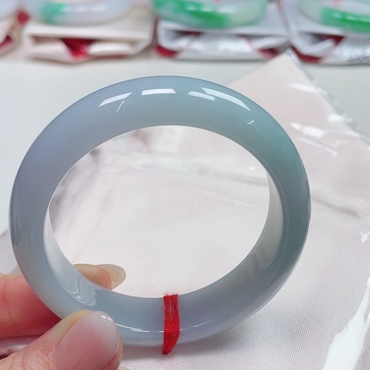 翡翠手镯未镶嵌缅甸翡翠轮胎手镯