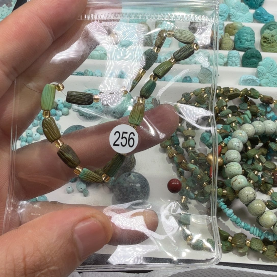 南红玛瑙未镶嵌颈饰