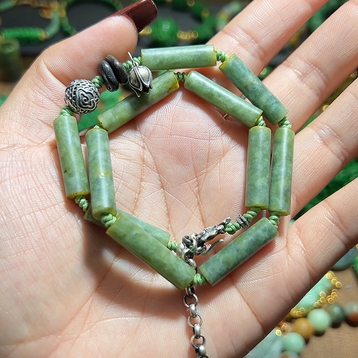 翡翠手串银S925镶嵌翡翠手串