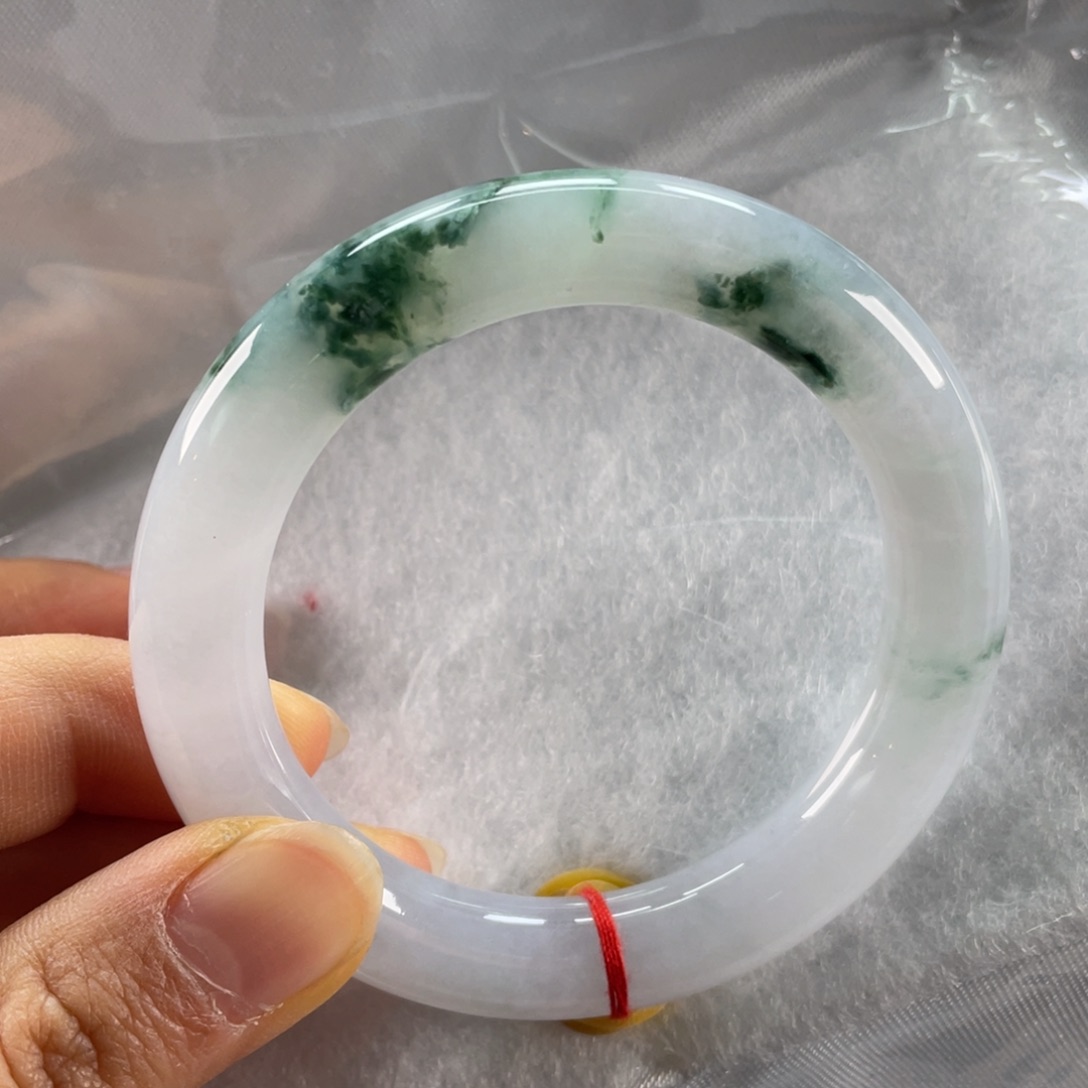 翡翠未镶嵌手镯冰胶飘花圆条
