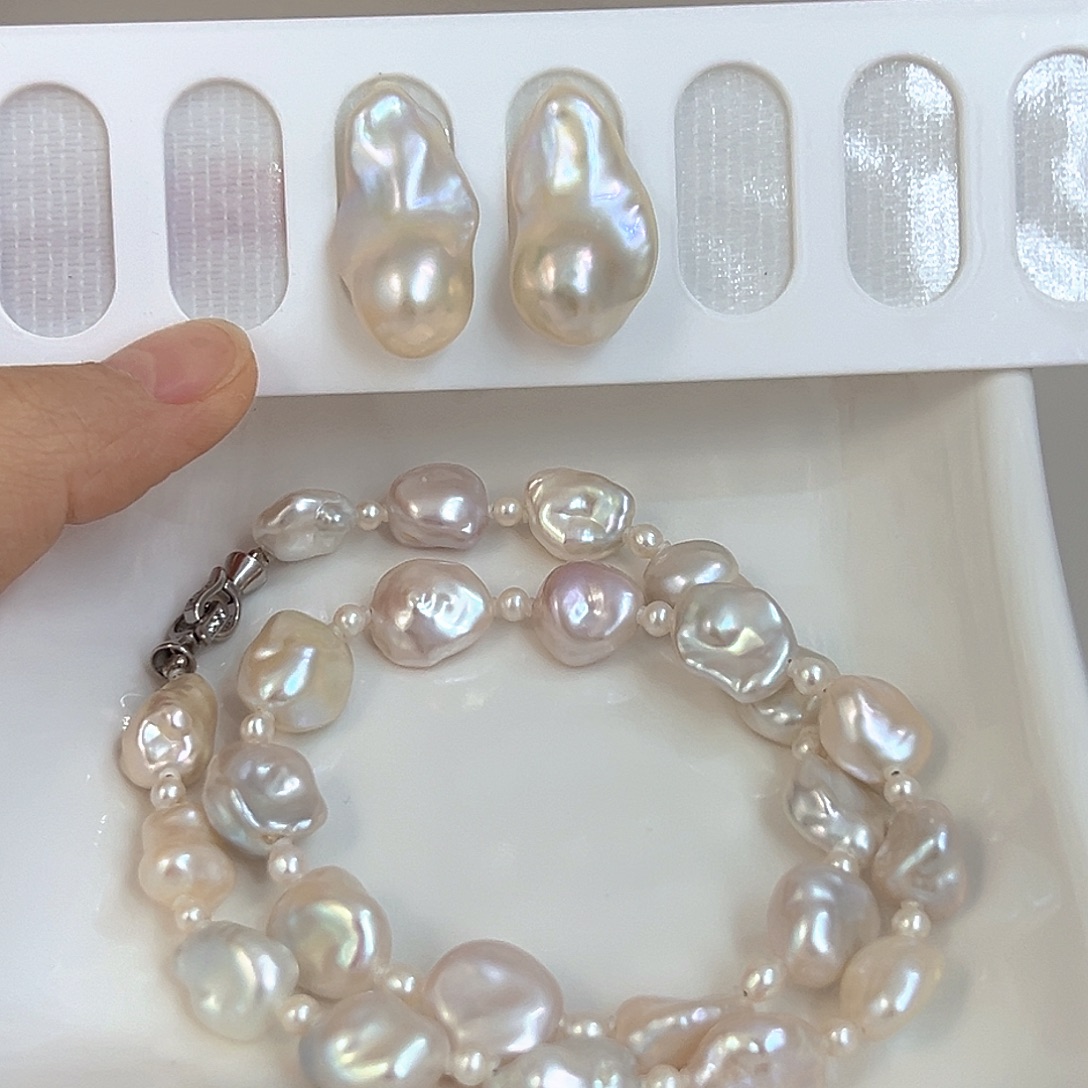 银S925镶嵌淡水珍珠颈饰
