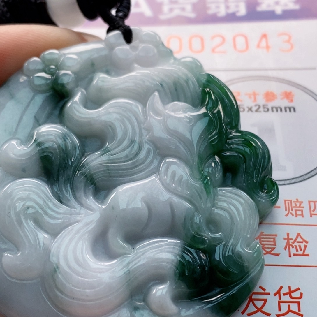 吊坠(不含链)未镶嵌翡翠