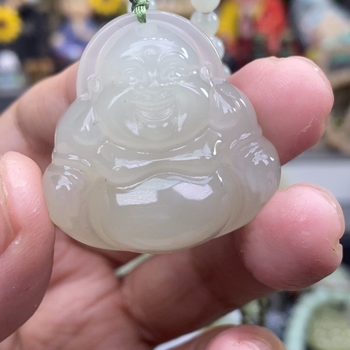 凉***欠和田玉未镶嵌颈饰