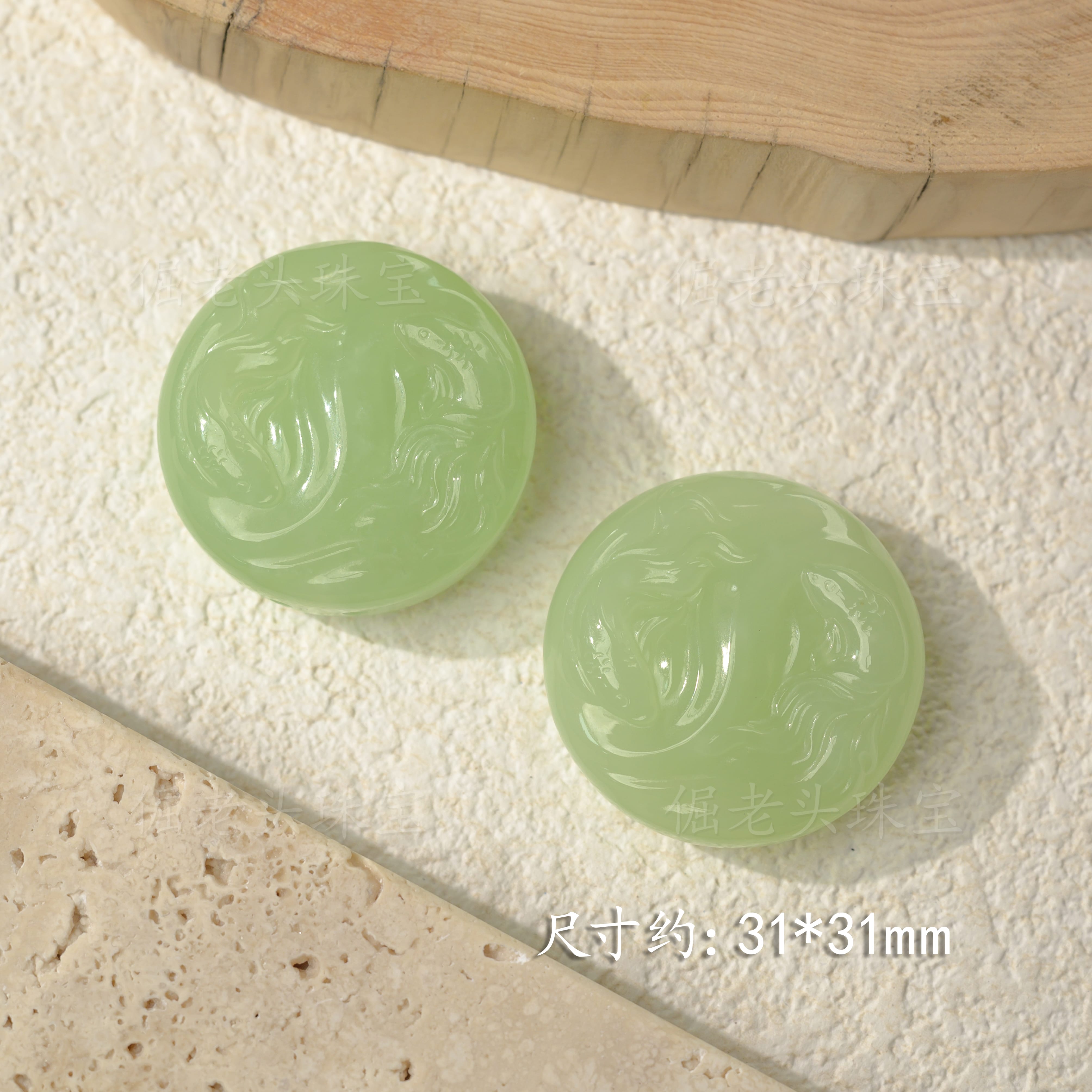 【倔老头工厂】和田玉翠青如鱼得水圆牌吊坠多样性发一 配绳