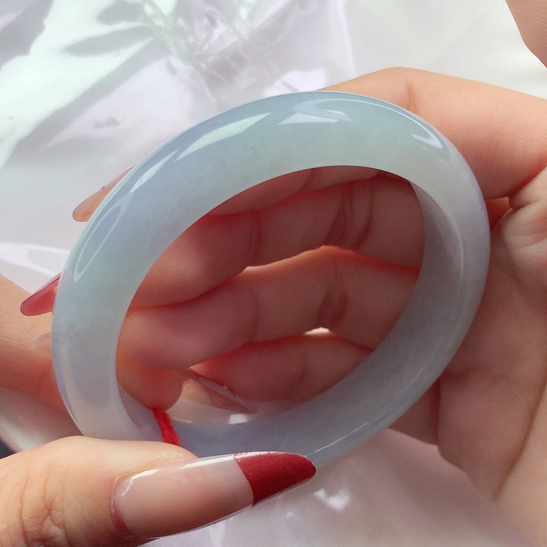 【闪购商品】翡翠手镯未镶嵌a 12800