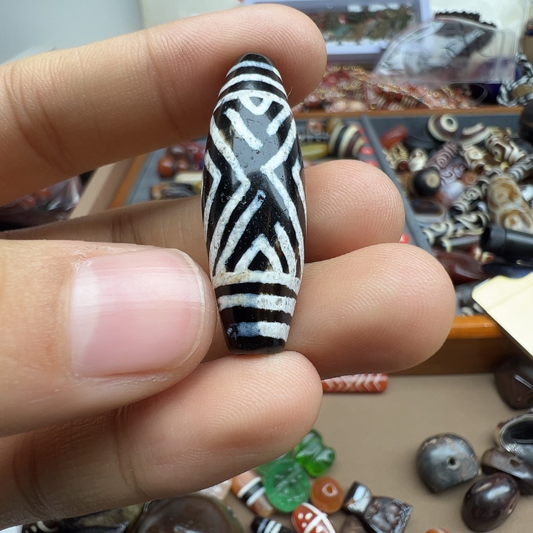 老***袁玛瑙/玉髓足铂镶嵌珠宝半成品