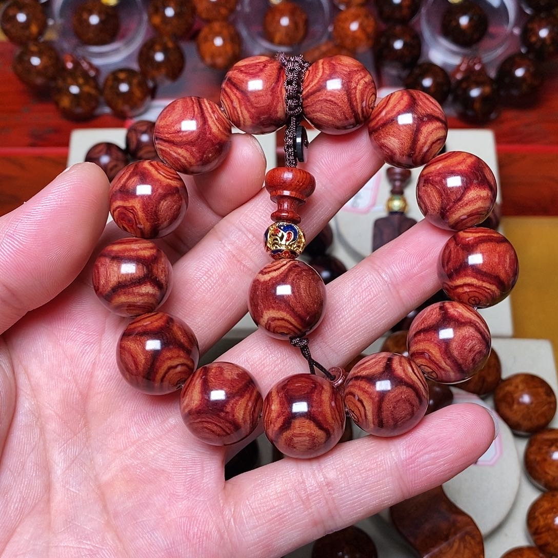 黄花梨/降香黄檀?***?海南黄花梨