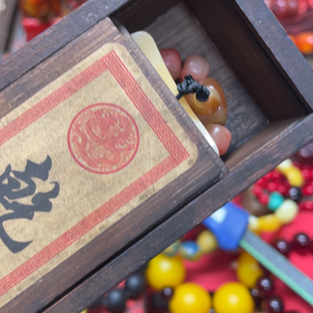 滴血莲花菩提吊坠健**使