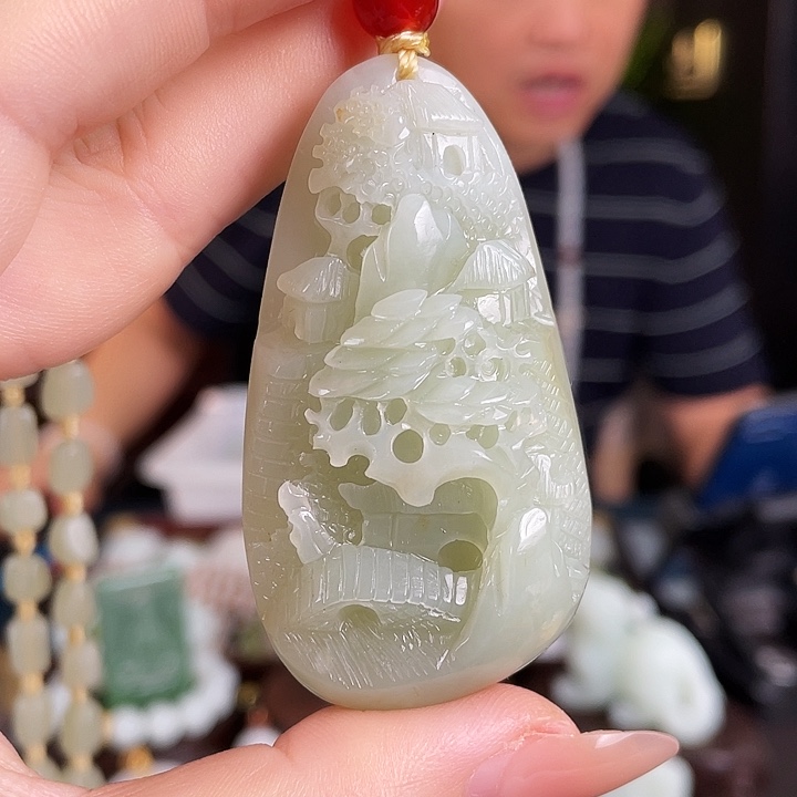 和田玉未镶嵌颈饰