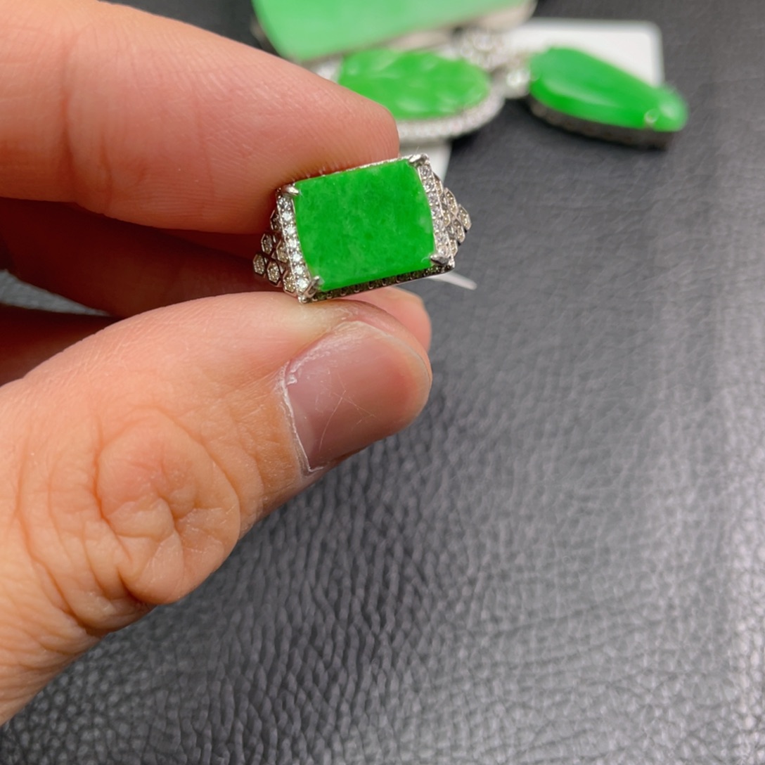 翡翠吊坠(不含链)银S925镶嵌戒指