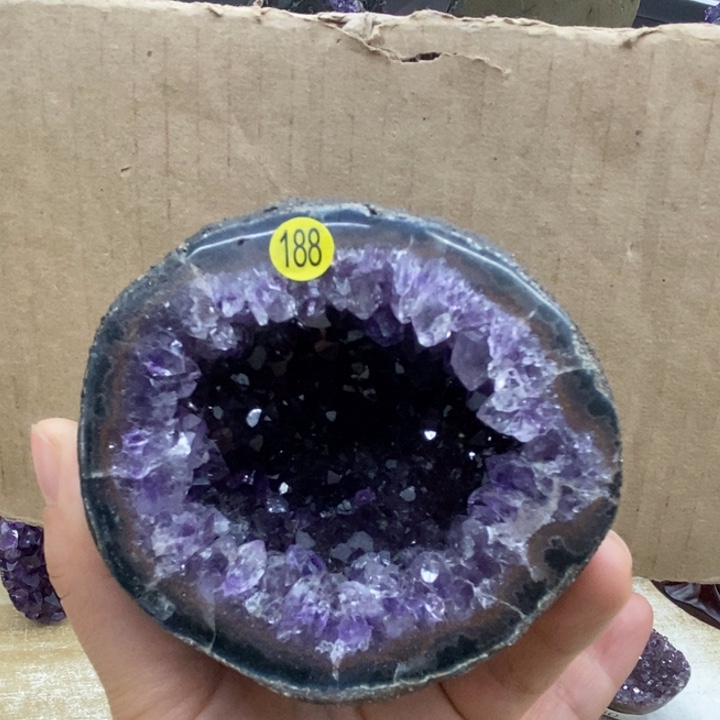 未镶嵌紫晶大型摆件（非配饰）