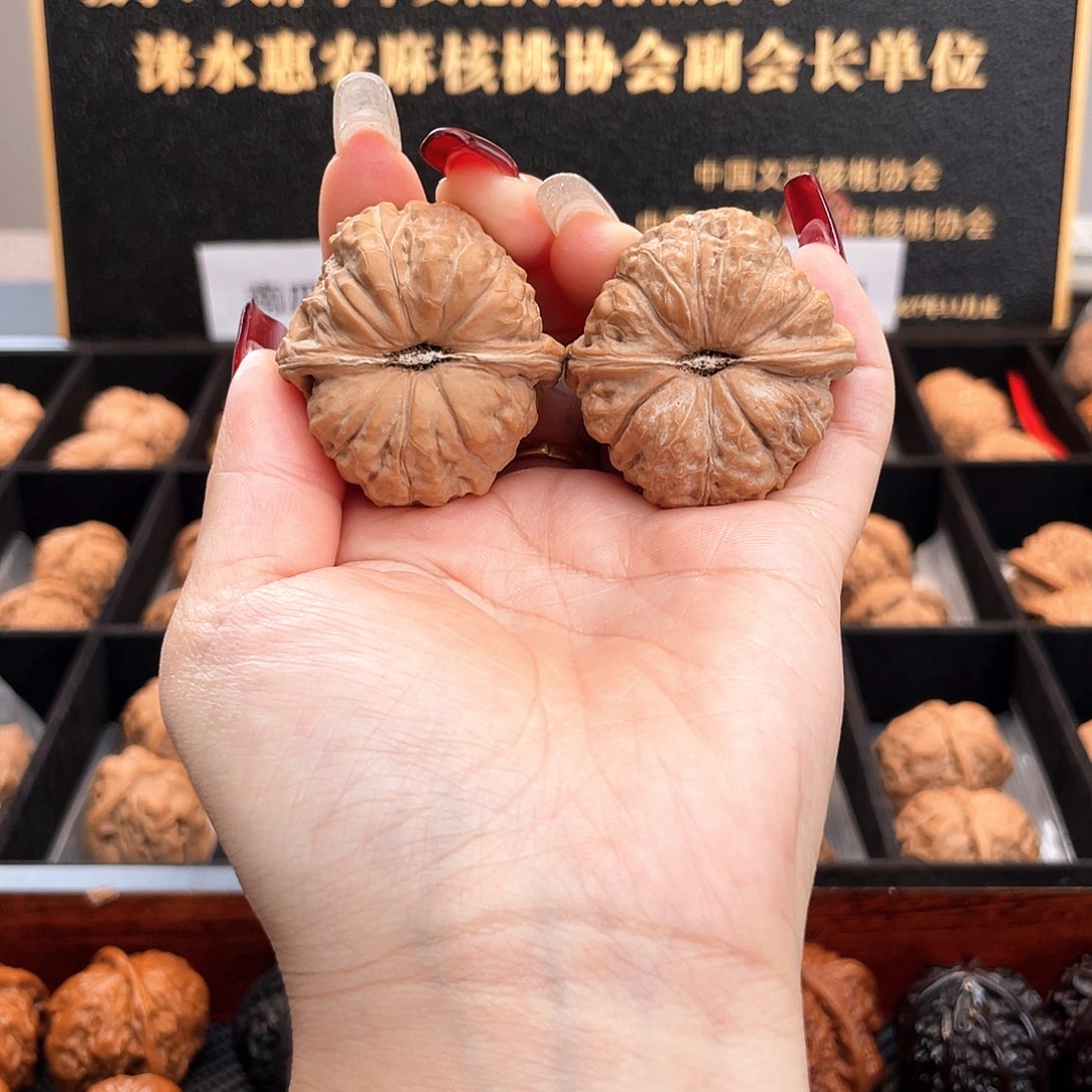 把件文玩核桃39南瓜全品一字凹底小对歪3901