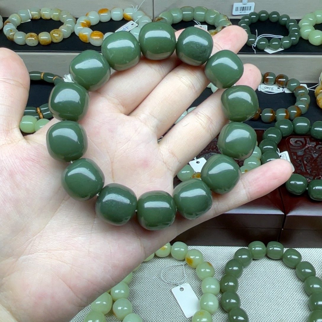 和田玉（糖玉）未镶嵌手链