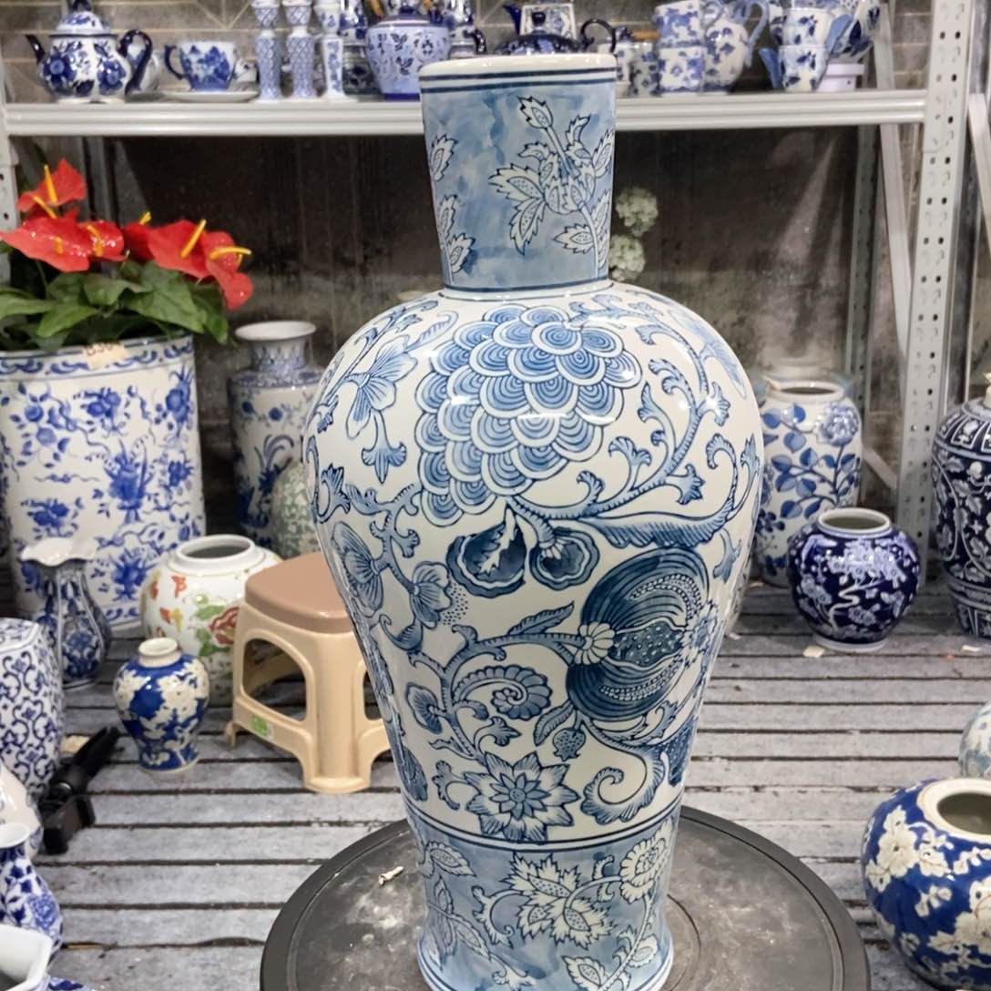 摆件花瓶手绘釉下彩