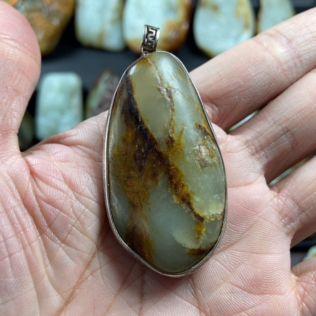 和田玉挂件未镶嵌