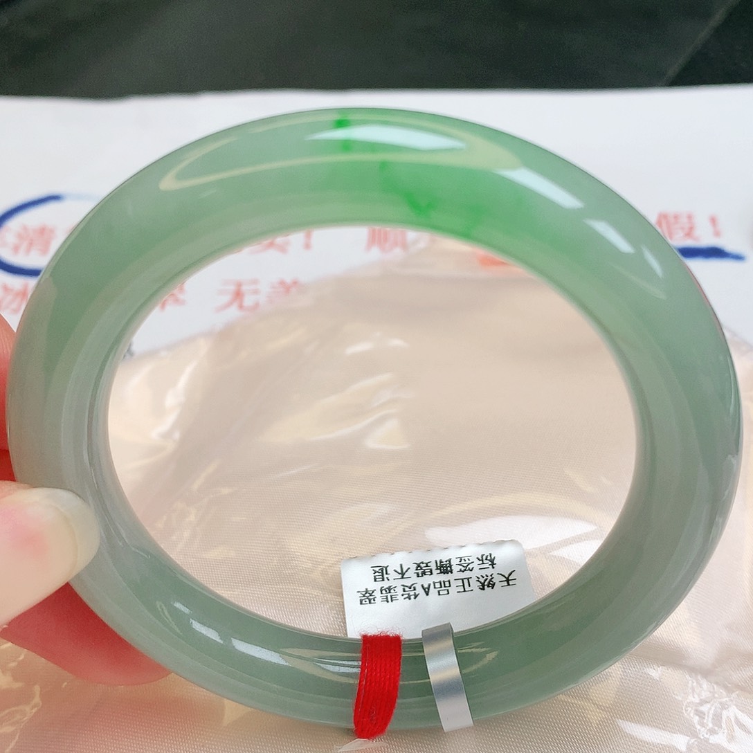 【闪购商品】翡翠手镯未镶嵌缅甸天然a货翡翠