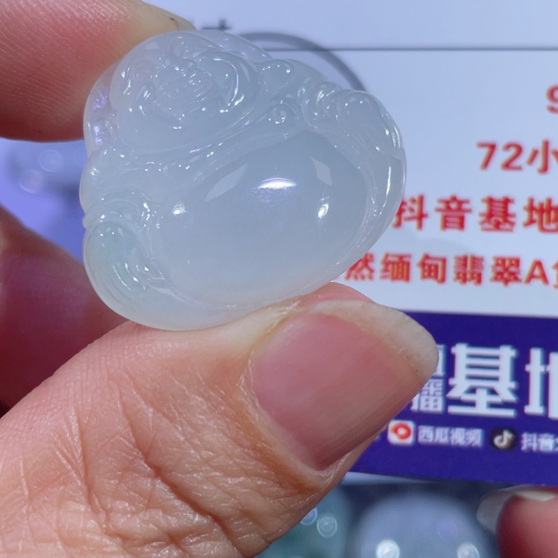 翡翠颈饰未镶嵌M*佛公